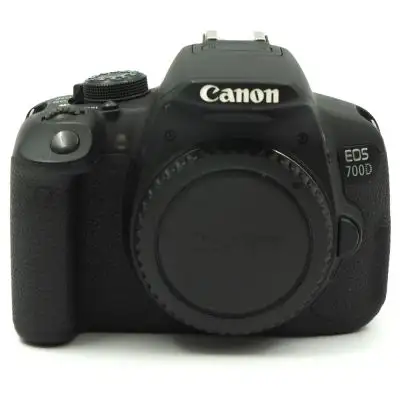 Canon EOS 700D -systemkamera BEGAGNAD