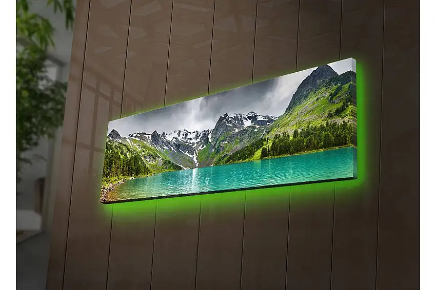 Canvastavla med LED-belysning 30x90 cm - Storslagen berglandskap med en glittrande sjö