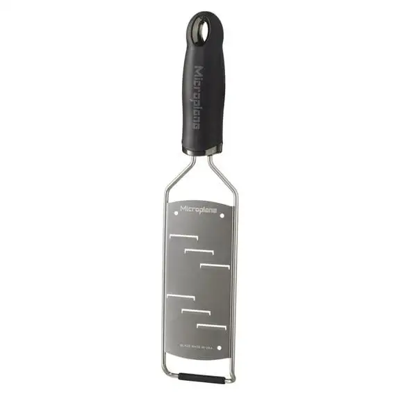 Rivjärn Gourmet stor hyvling svart handtag Microplane