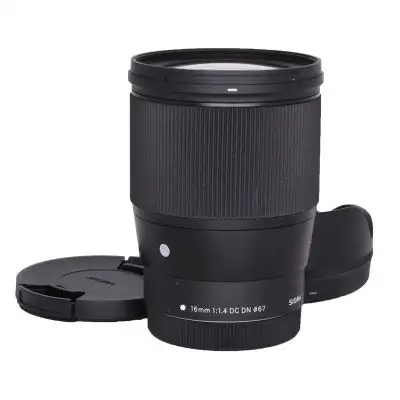 Sigma 16/1.4 C DC DN, Canon EF-M BEGAGNAD