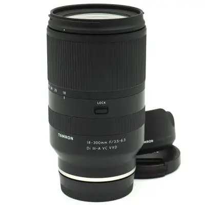 Tamron 18-300/3.5-6.3 Di III-A VC VXD -objektiv, Sony E BEGAGNAD