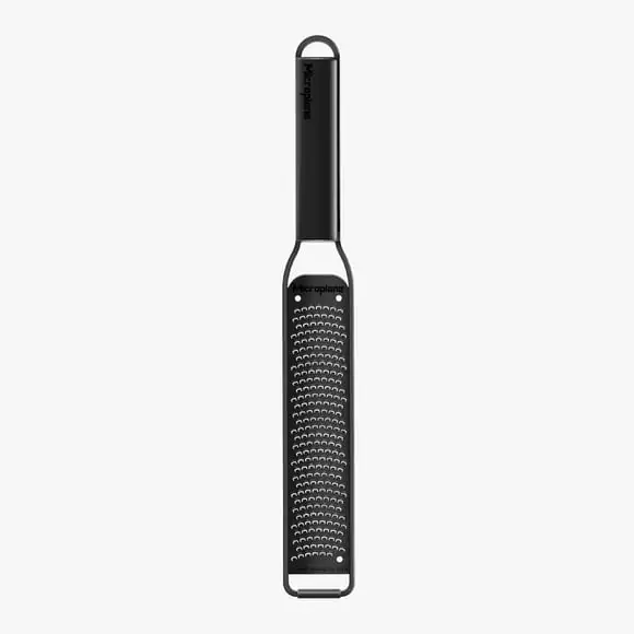 Zestjärn/rivjärn Black Sheep medium med handtag svart Microplane
